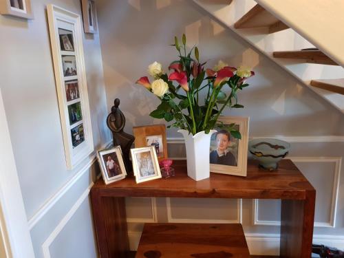 Highfield house - image 10