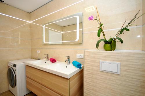 Apartments Miranda - image 8