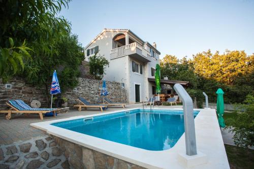 Villa Eagle - Accommodation - Svinišće