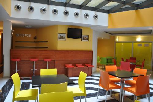 City Central De Luxe – Prague, NY