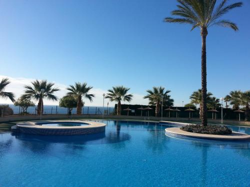  Bajo con jardin WIFI junto al mar, Pension in Playas de Orihuela