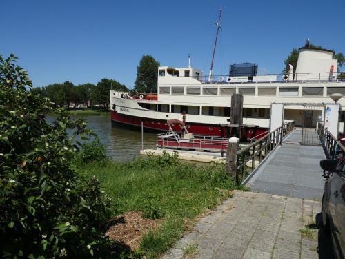 De Logeerboot Dordrecht