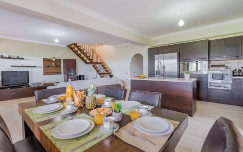 Létesítmények, V and H House - Cozy & Ideal for Families, by ZanteWize in Egyéb