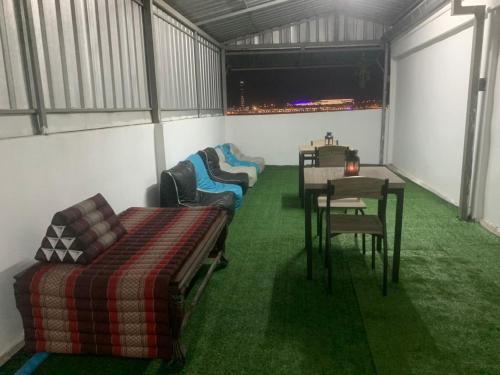 Happy Home Hostel – Samut Prakan, NY