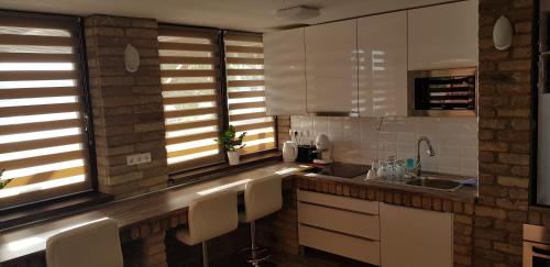 Kitchen, Duna Drava Vendeghaz in Hogyesz
