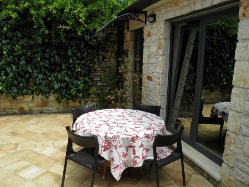  Apartment Nina in Poreč