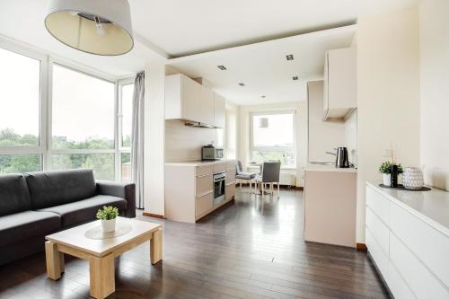 Konyha, Zalgirio apartment in Zirmunai eldership