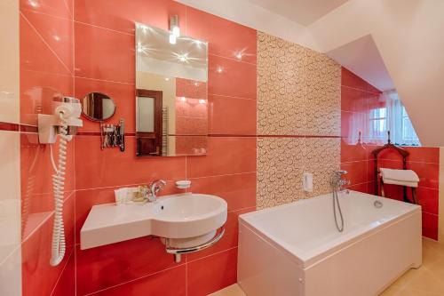 Hotel Zlatý Orel - image 6