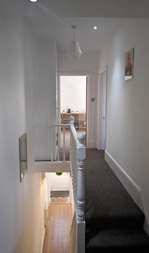 Victoria House - image 7