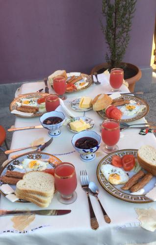 Ruoka ja Juomat, Hotel Triumph in Ninotsminda