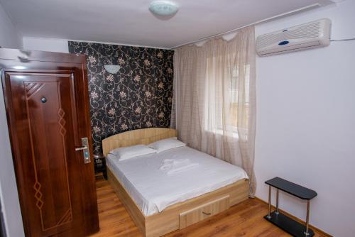 Tropicana Mamaia