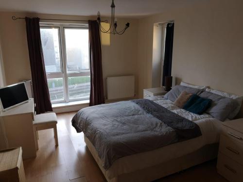 Relaxing Thames View - Ensuite Room Sunset Lovers, , London