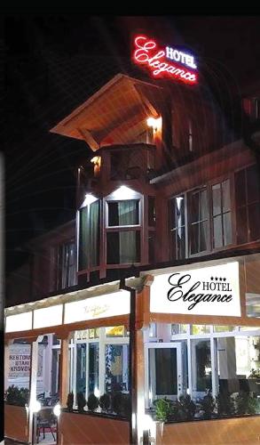 Hotel Elegance - main image