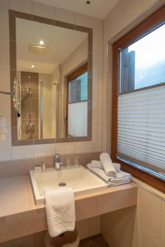 Alpenhotel Badmeister – Flattach, WA