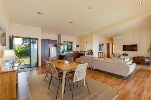 Moeraki with private walkway to Onetangi Beach by Waiheke Unlimited, Onetangi (fotografie 5)