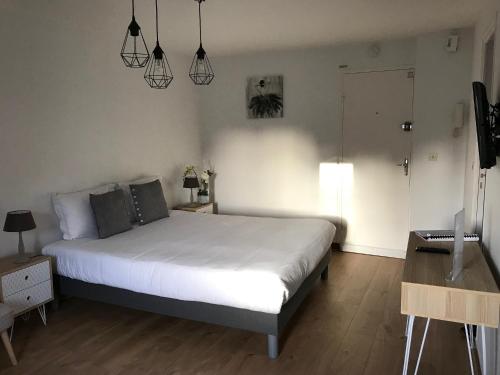 Hotel Abat Jour - image 2
