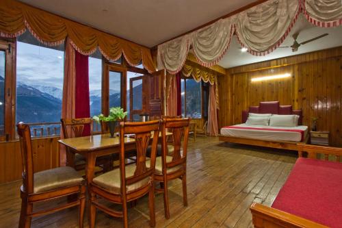 Facilities, Sarthak Resorts in Khaknal