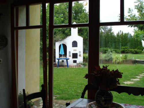 tuin, Rudolf's Fogado in Zsira