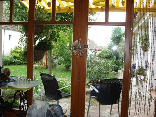 tuin, Rudolf's Fogado in Zsira