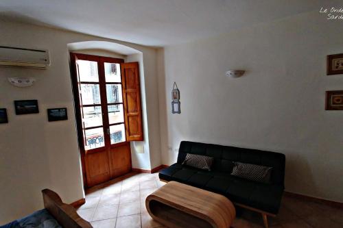  Apartment with a terrace in the center of Iglesias, Pension in Iglesias