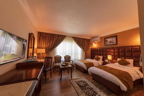 room detail thumbnail 0