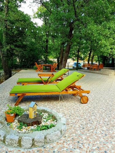  Vila Kajče in Omišalj