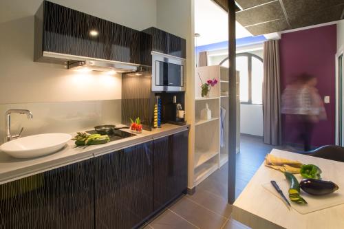 Maison Les Fleurines By Logis - image 6