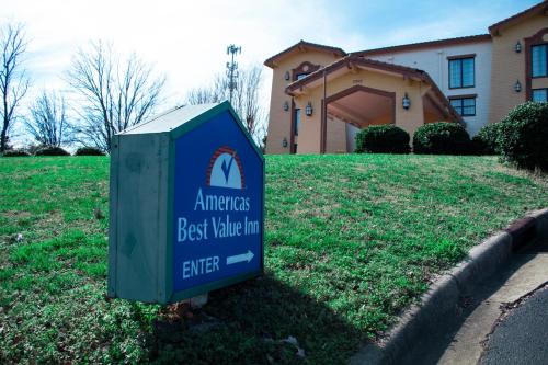 America's Best Value Inn Charlotte - image 5