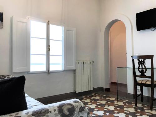 THE BLUE LODGE-cozy flat close to Piazza del Campo - image 13