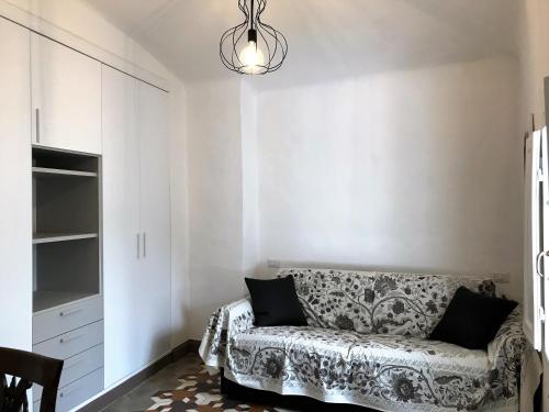 THE BLUE LODGE-cozy flat close to Piazza del Campo - image 3