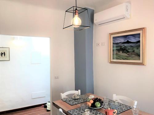 THE BLUE LODGE-cozy flat close to Piazza del Campo - image 12
