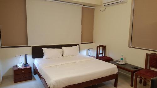 

Gomati Business Hotel