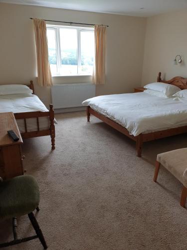 the old red lion Room Type - Family Room - Disability Access