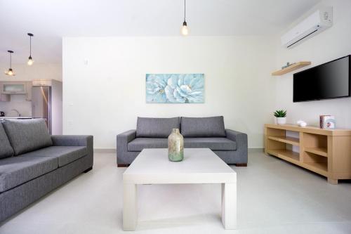  Ariadne Apartment in Daratso
