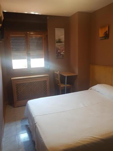 Hostal El Descanso - image 12