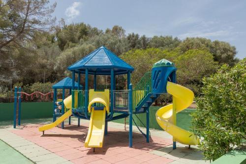 ملعب للأطفال, Hotel Palia Puerto del Sol 3 Sup in كالا دور
