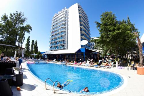Palace Hotel, 
