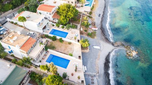 Vista exterior, Luxury beach house, private pool, stunning sunsets, villa karpuz in Çamlik