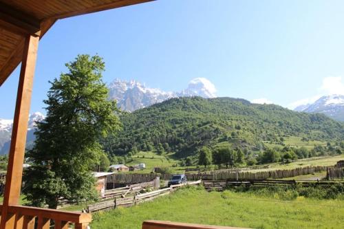 Skats, Guest House Guli in Mazeri