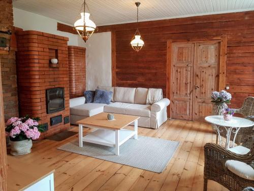 Posti 22 kulaliskorter in Haapsalu