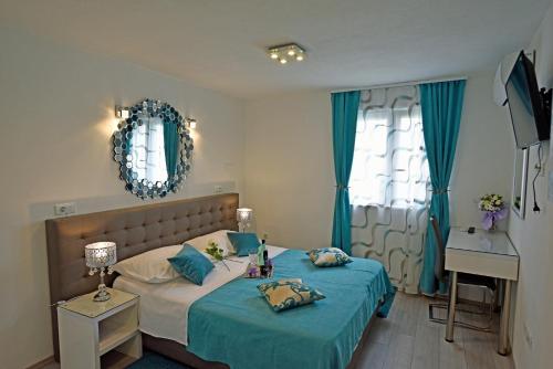 Kuzma Rooms 2, Split