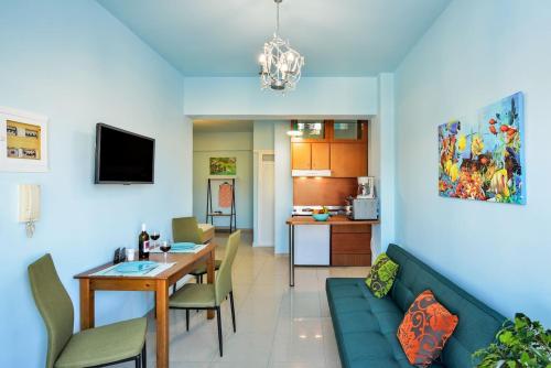  SEASIDE Old Venetian Harbour 1st Floor in Chania