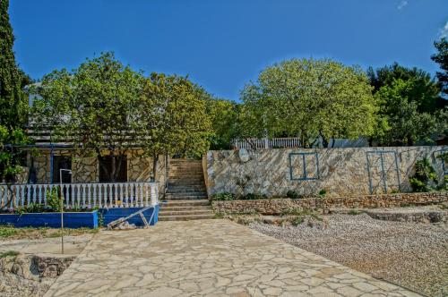  Apartments & Rooms Neno in Tribanj-Krušćica