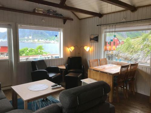 Høvesbua Rorbu - Fisherman Cabin