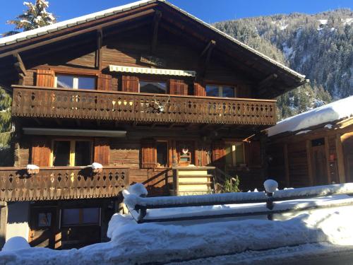 The cosy Isba - Chambre d hôtes - Val de Bagnes - Verbier in Versegeres , Schweiz