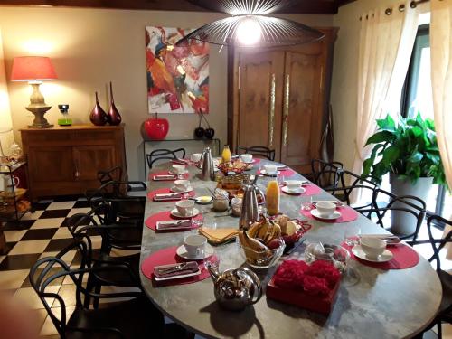 Ēdiens un dzērieni, Chez Herveline Le Fer - Chambres et table d'hôtes (Chez Herveline Le Fer - Chambres et table d'hotes) in Plouigneau