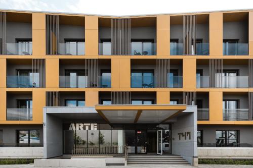 Exterior view, Bob W Telliskivi in Northern Tallinn