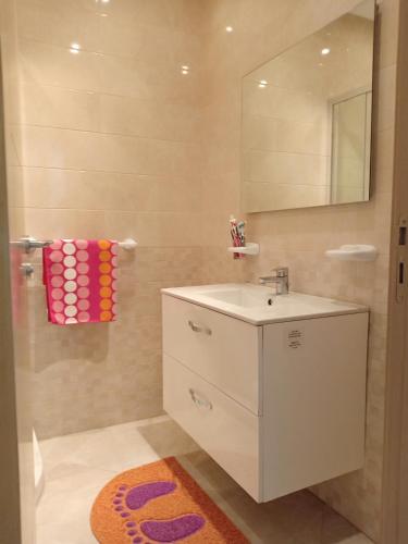 Appartement vue piscine BOUZNIKA