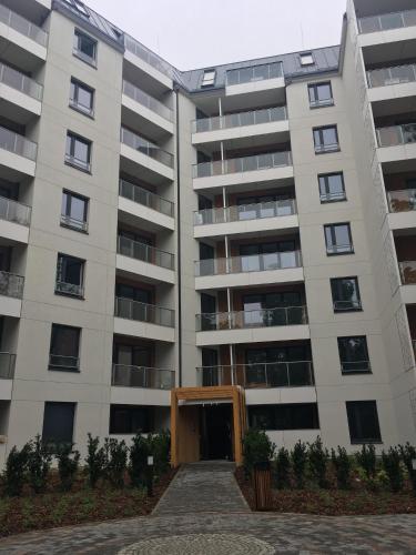 B&W Luxurious Apartment in the center of Wroclaw, Вроцлав (фото 8)