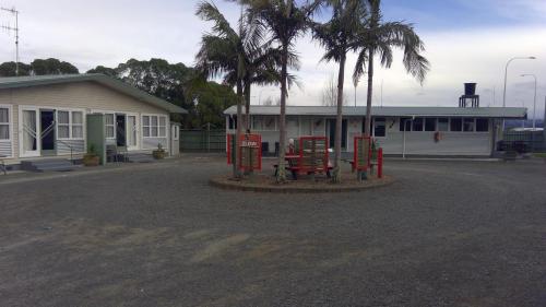 Photo 2 of Affordable Westshore Holiday Park Napier